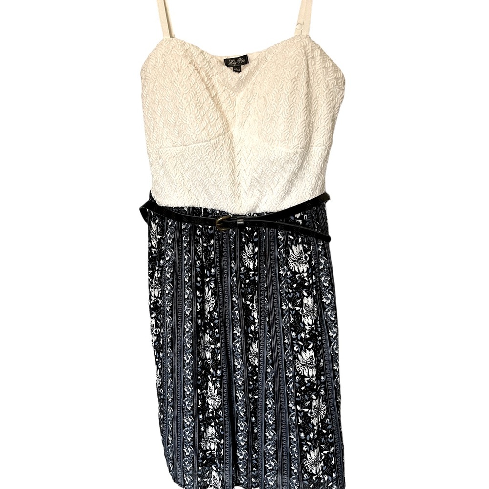 Lily Rose belted dress size L